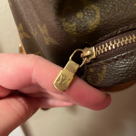 Vintage Louis Vuitton Montsouris MM backpack - Picture 7 of 14
